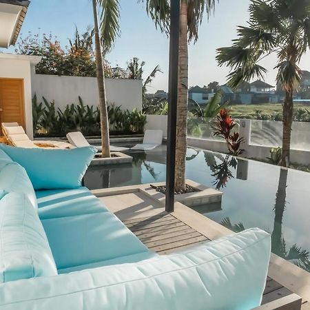 Villa Hakem Elegant And Modern 4 Bedrooms Villa Pool View Чангу Экстерьер фото